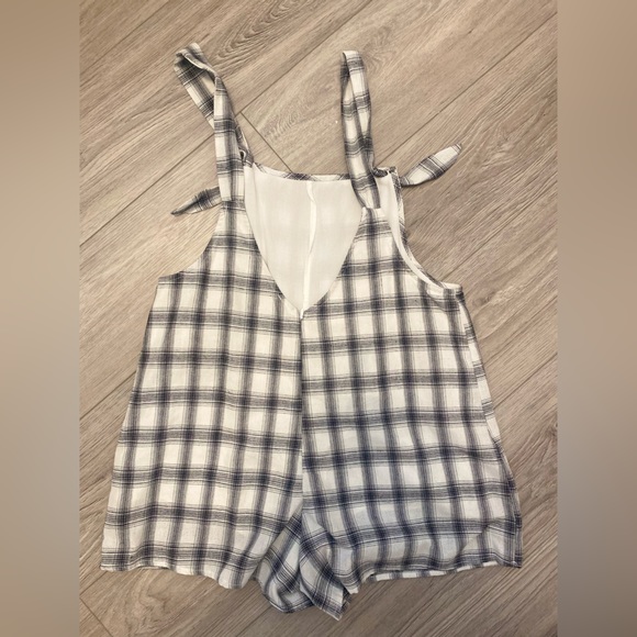 Spring Overalls - Picture 2 of 3